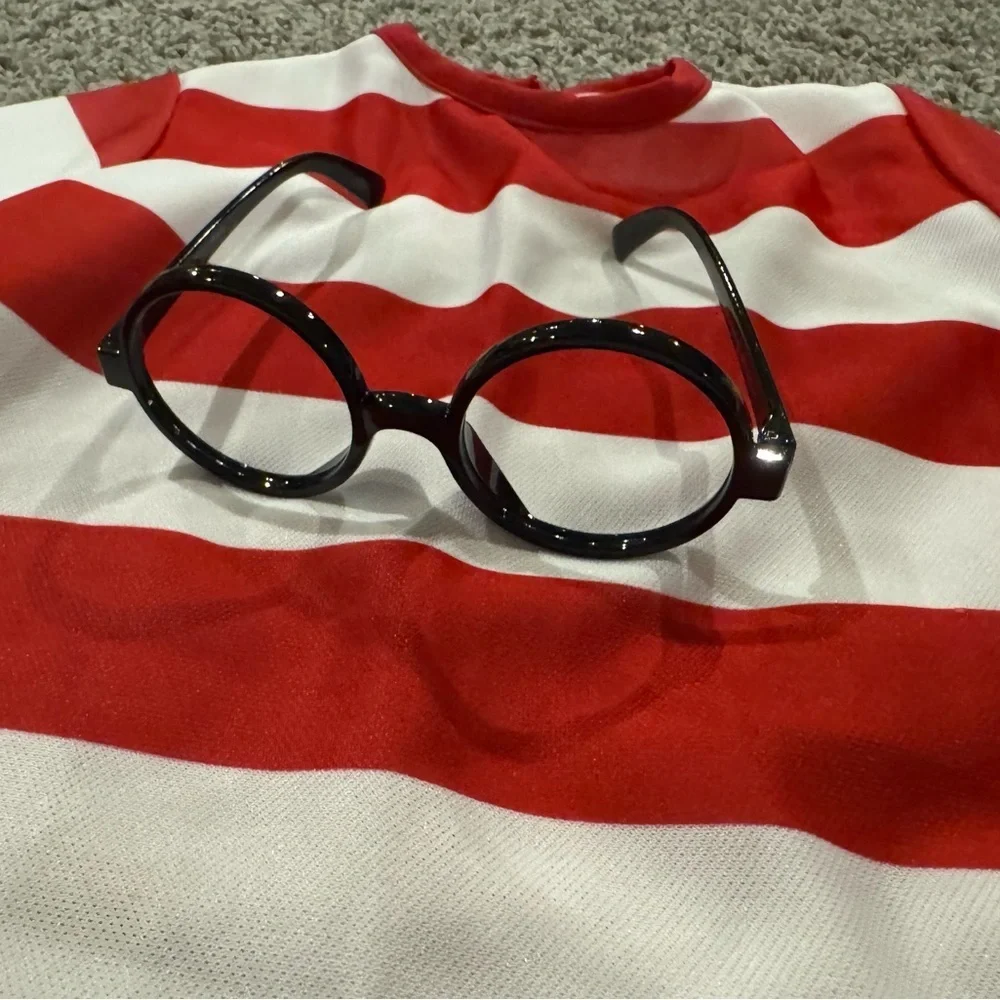 Where’s Waldo costume, size 8